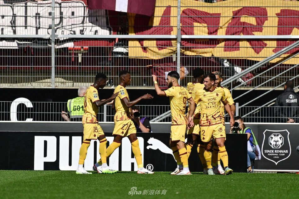 左腓骨扭伤 左腓骨扭伤