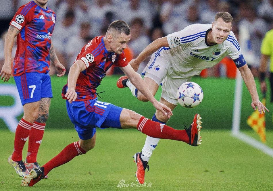 在此次赛事 在此次赛事